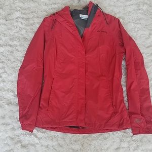 Columbia rain coat